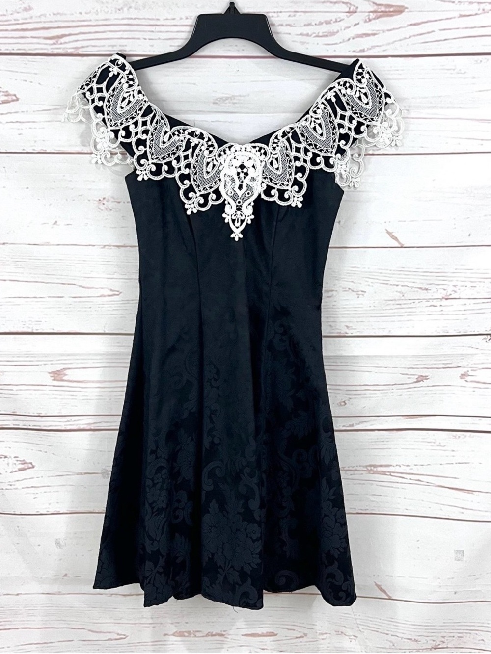 Jessica McClintock Black One-Shoulder Dress with White Lace Appliqué - Picture 3 of 10